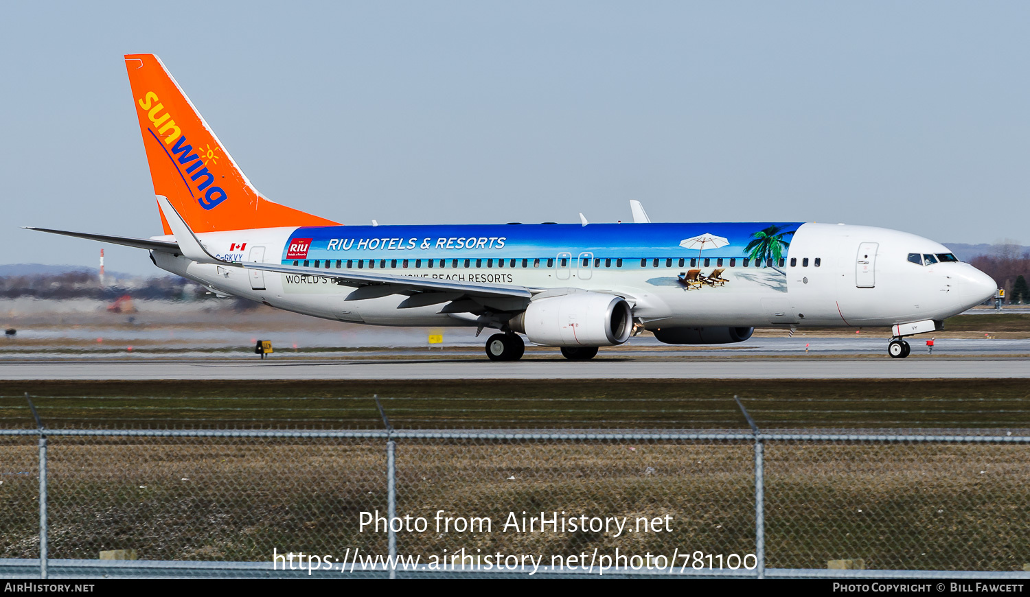 Aircraft Photo of C-GKVY | Boeing 737-8Q8 | Sunwing Airlines | AirHistory.net #781100