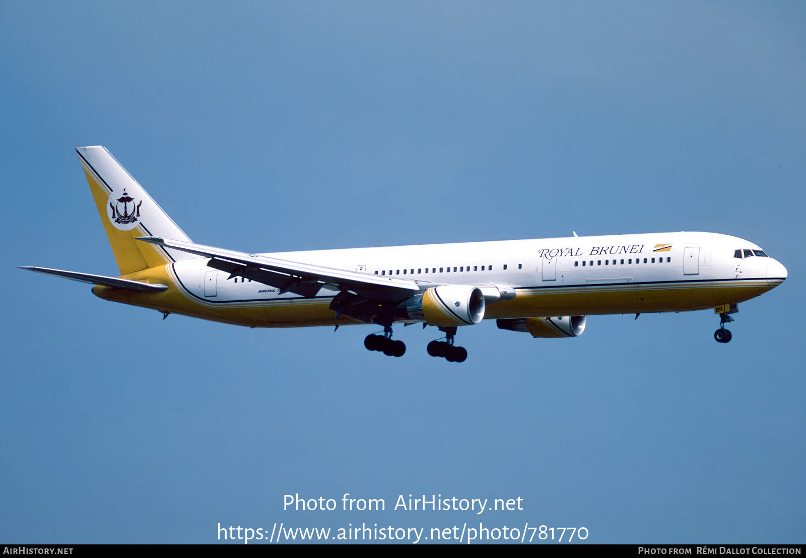 Aircraft Photo of V8-RBH | Boeing 767-33A/ER | Royal Brunei Airlines | AirHistory.net #781770