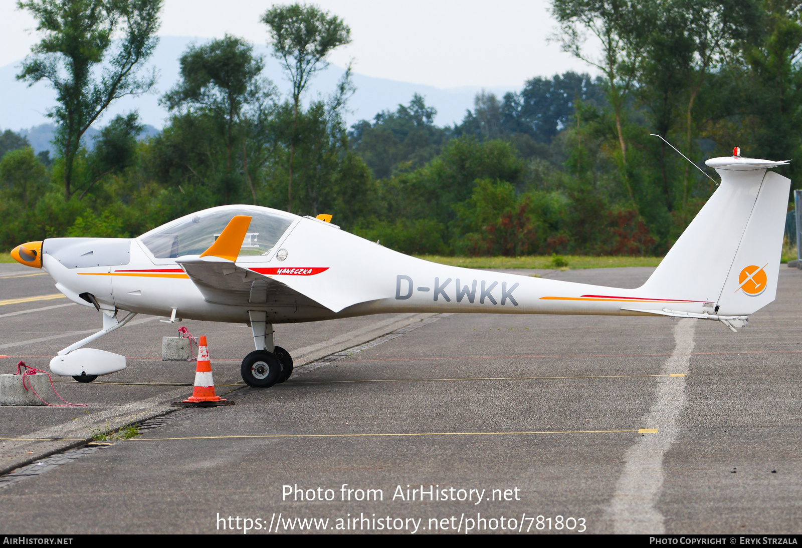 Aircraft Photo of D-KWKK | Diamond HK-36TTC Super Dimona | AirHistory.net #781803