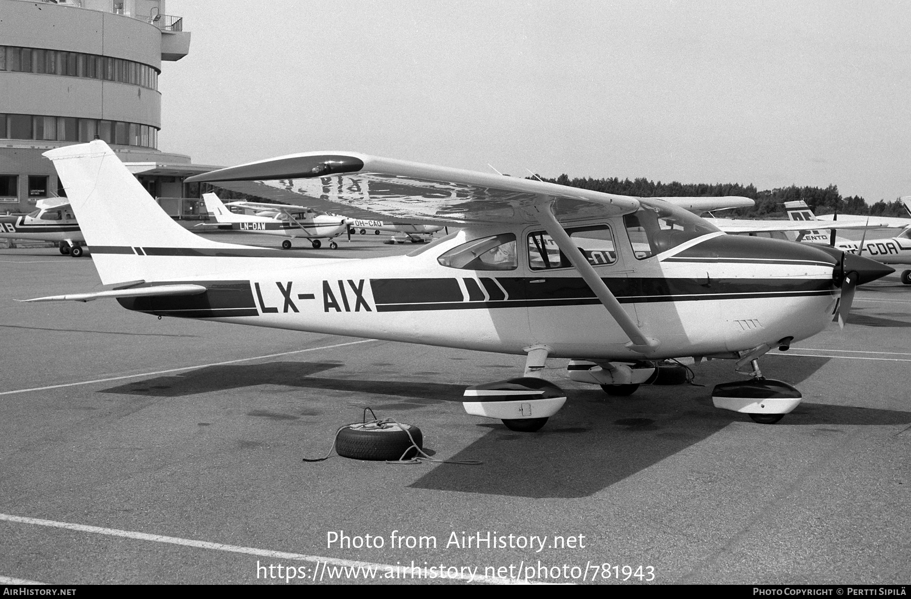 Aircraft Photo of LX-AIX | Reims F182Q Skylane | AirHistory.net #781943