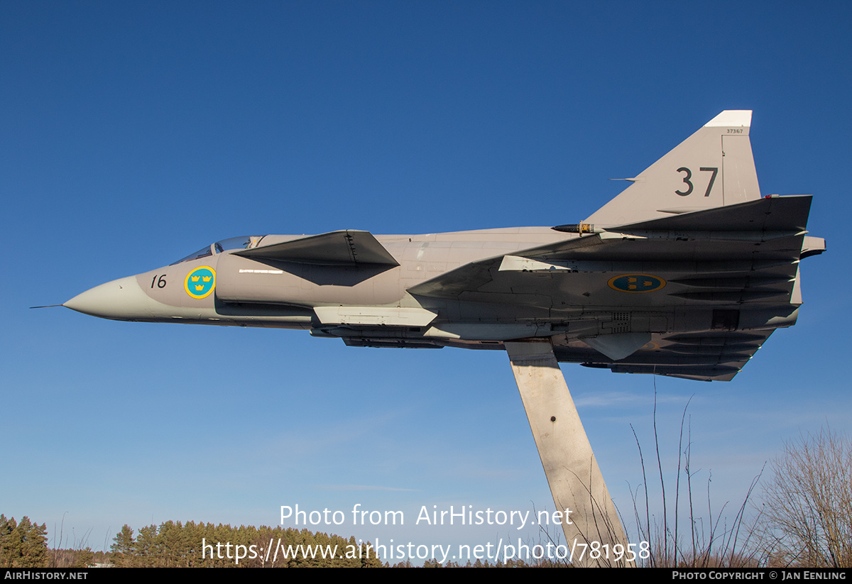 Aircraft Photo of 37367 | Saab JA37 Viggen | Sweden - Air Force | AirHistory.net #781958