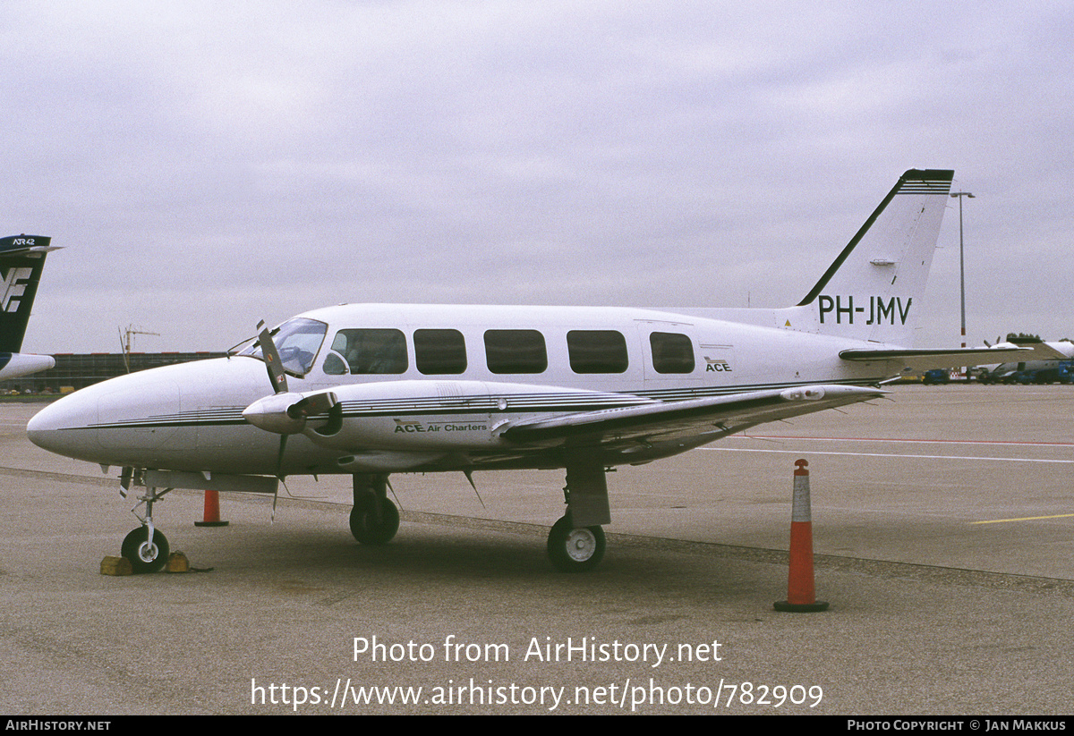 Aircraft Photo of PH-JMV | Piper PA-31-350 Chieftain | ACE - Air Charters Europe | AirHistory.net #782909