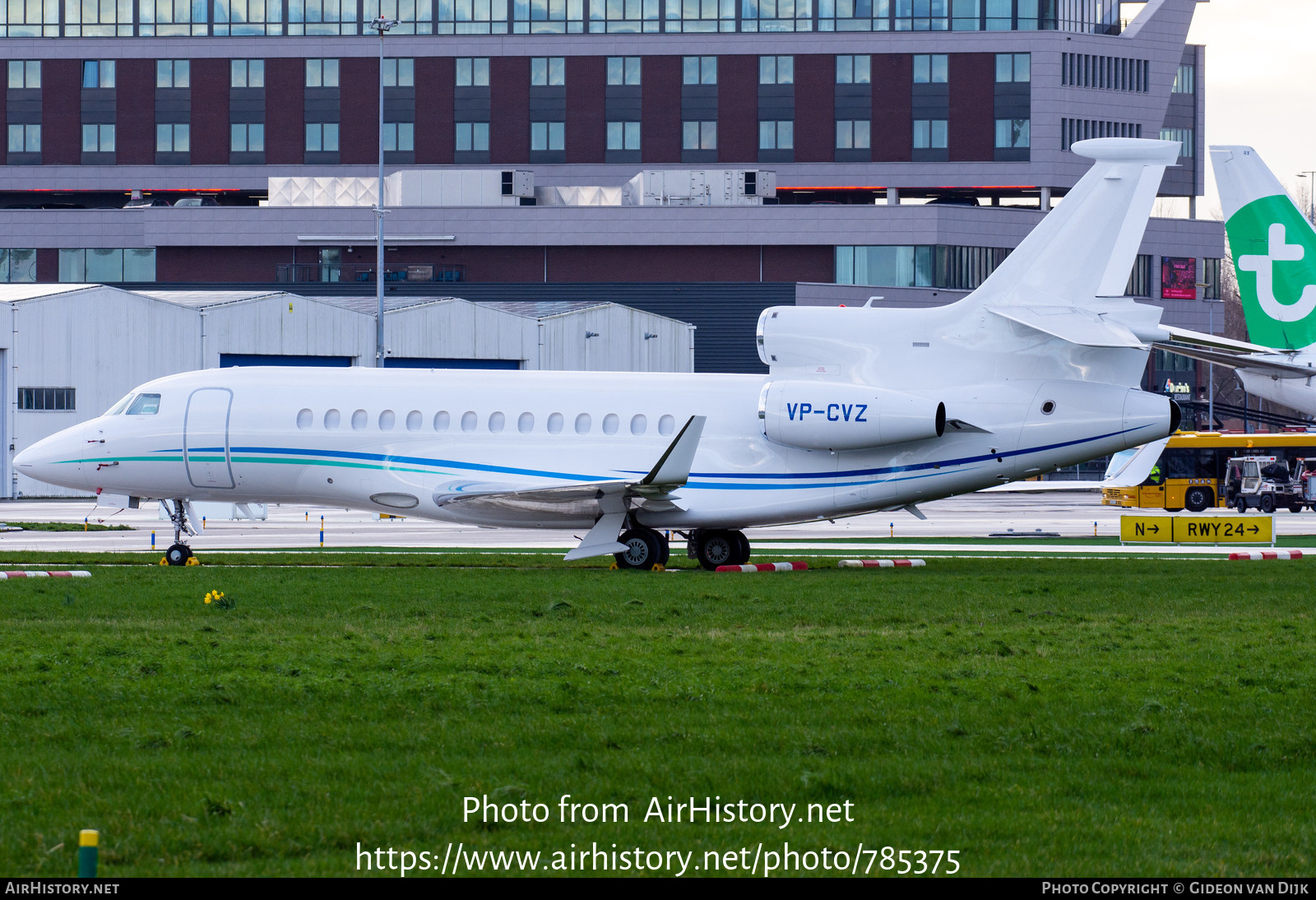 Aircraft Photo of VP-CVZ | Dassault Falcon 7X | AirHistory.net #785375