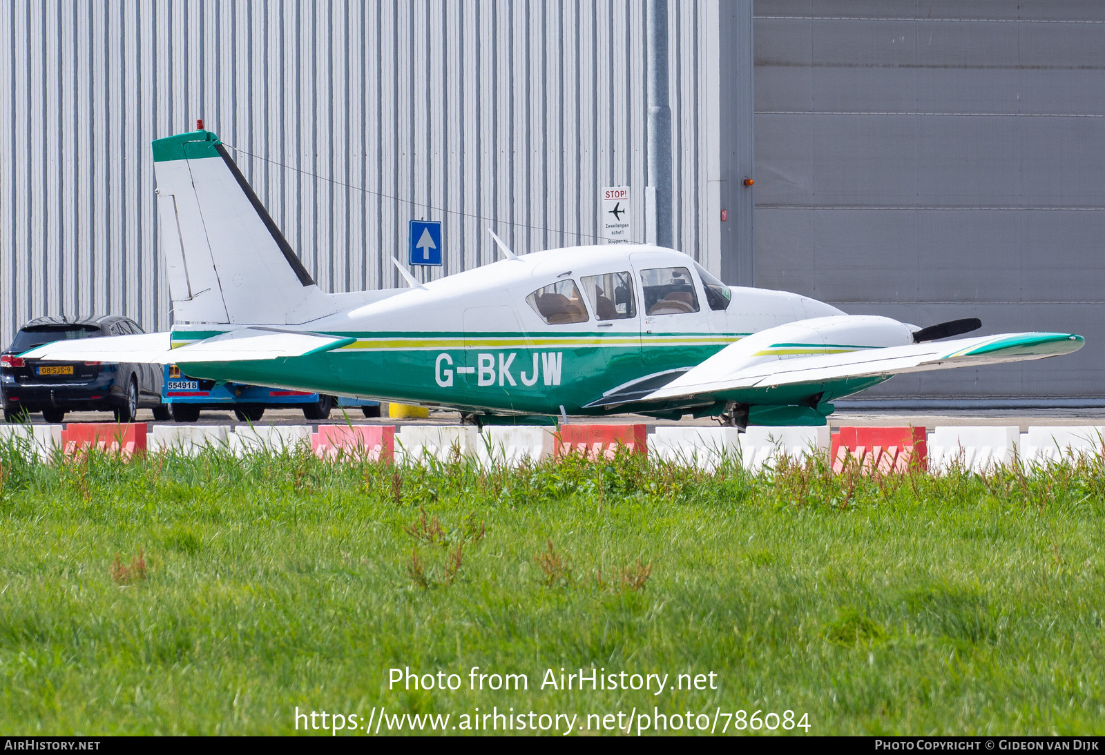 Aircraft Photo of G-BKJW | Piper PA-23-250 Aztec E | AirHistory.net #786084