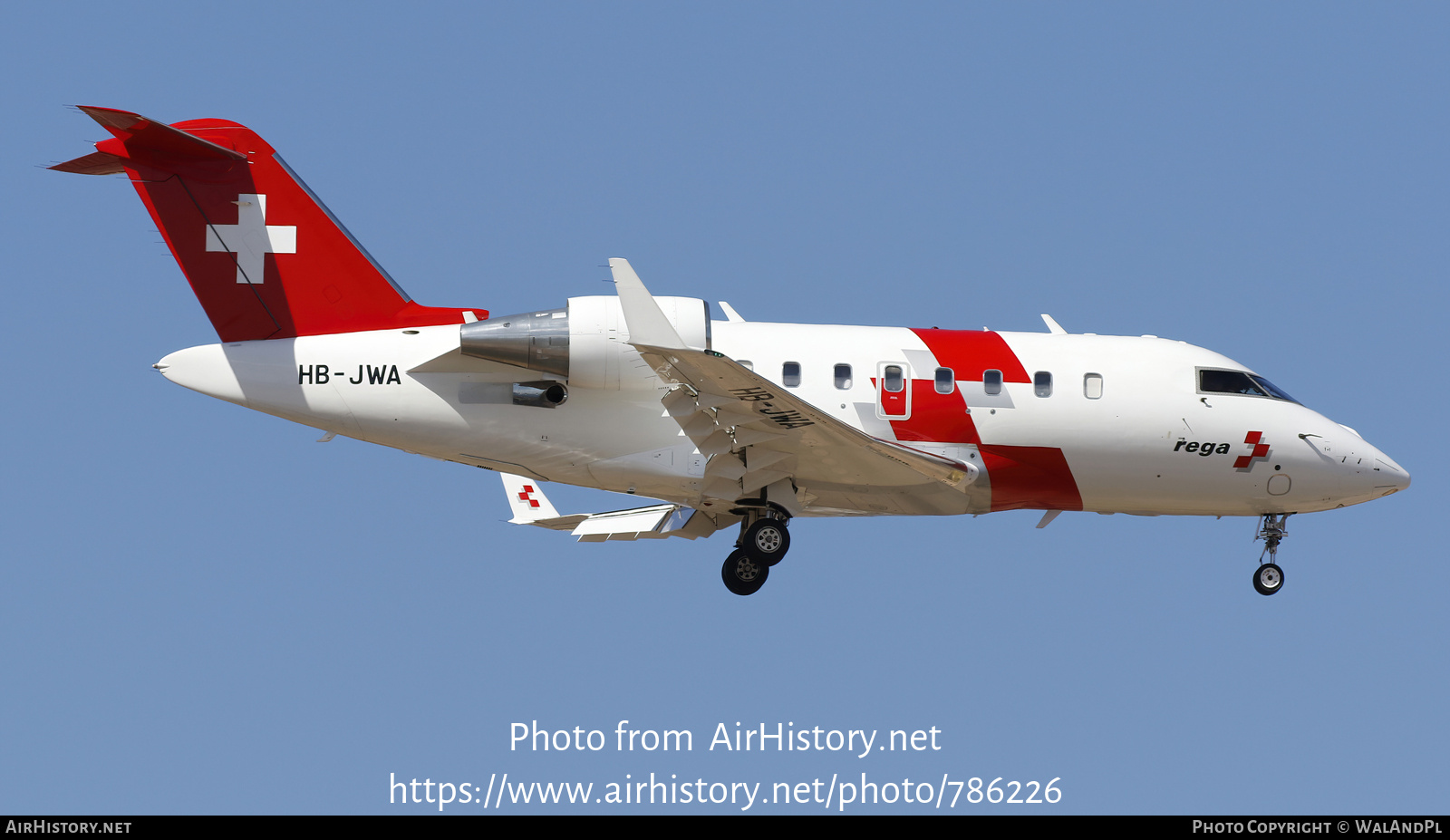 Aircraft Photo of HB-JWA | Bombardier Challenger 650 (CL-600-2B16) | REGA - Swiss Air Ambulance | AirHistory.net #786226