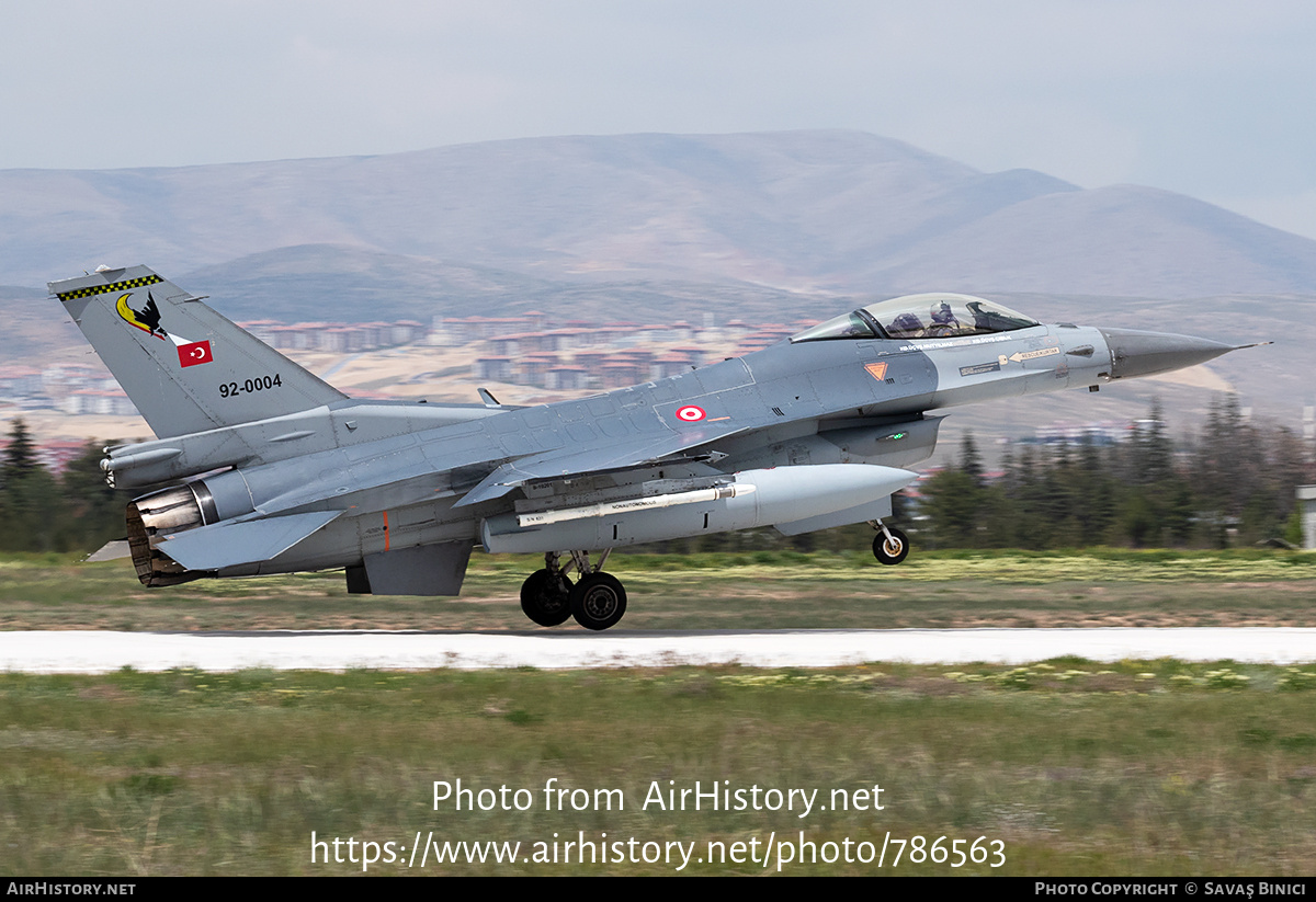 Aircraft Photo of 92-0004 | Lockheed F-16CG Fighting Falcon | Turkey - Air Force | AirHistory.net #786563