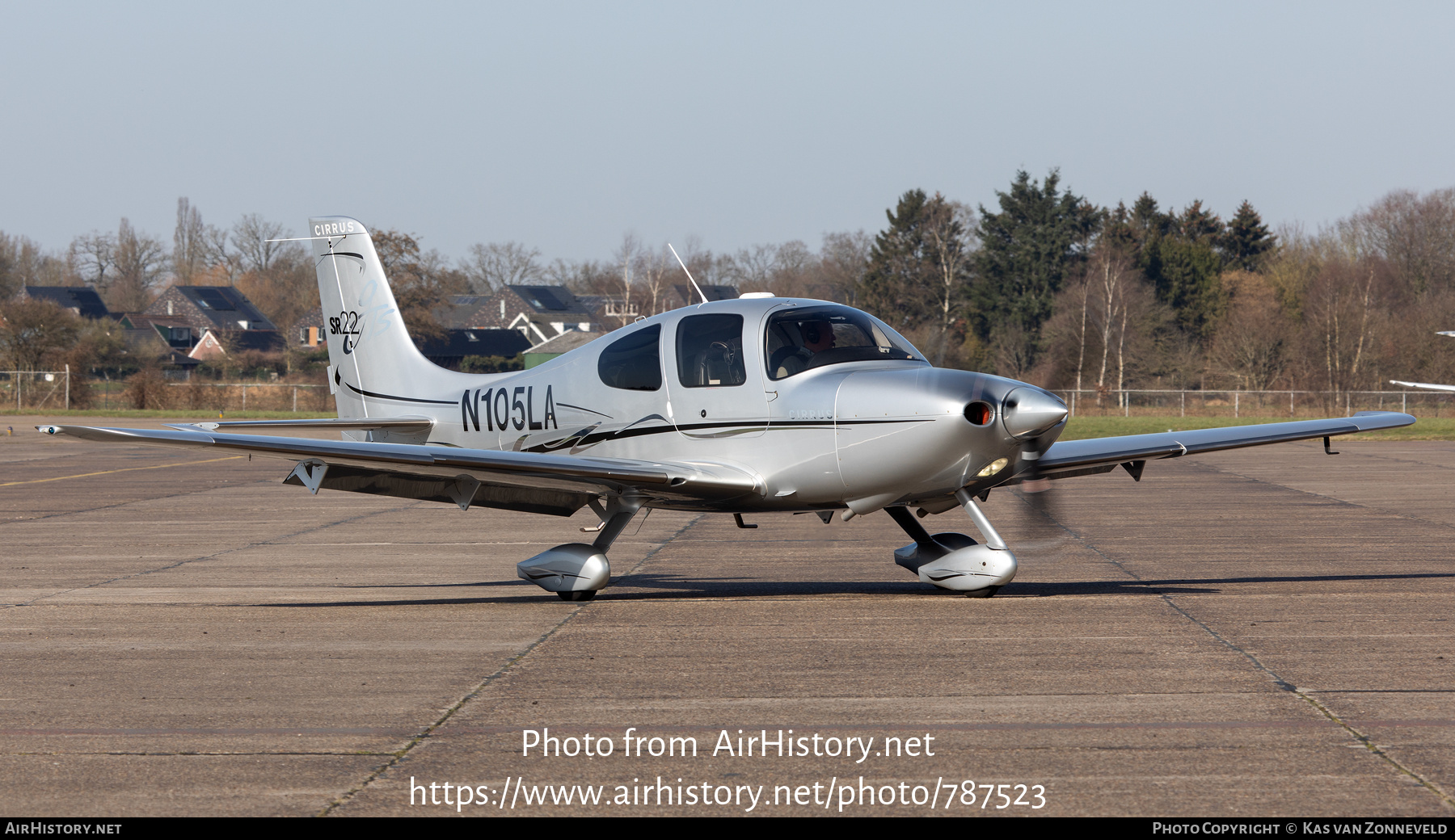 Aircraft Photo of N105LA | Cirrus SR-22 G2-GTS | AirHistory.net #787523