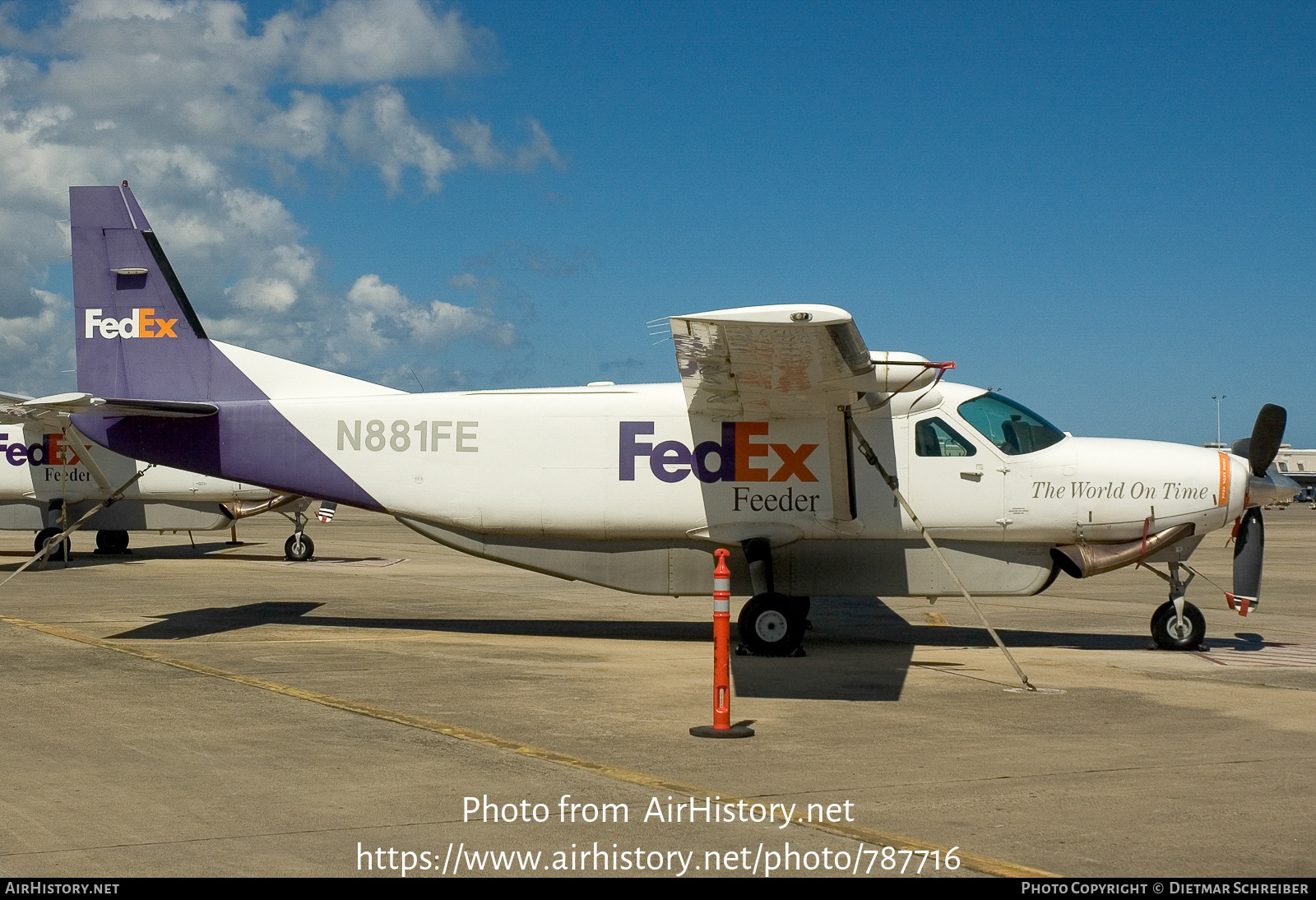 Aircraft Photo of N881FE | Cessna 208B Super Cargomaster | FedEx Feeder | AirHistory.net #787716