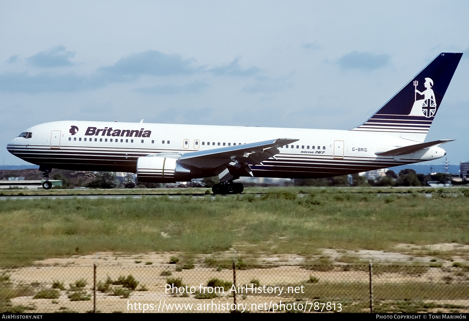 Aircraft Photo of G-BRIG | Boeing 767-204/ER | Britannia Airways | AirHistory.net #787813