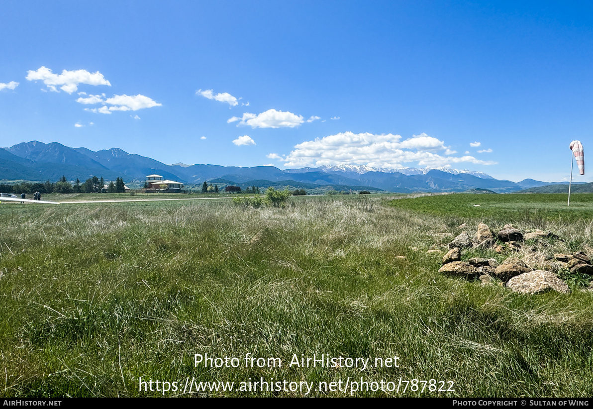 Airport photo of La Cerdanya (LECD) in Spain | AirHistory.net #787822