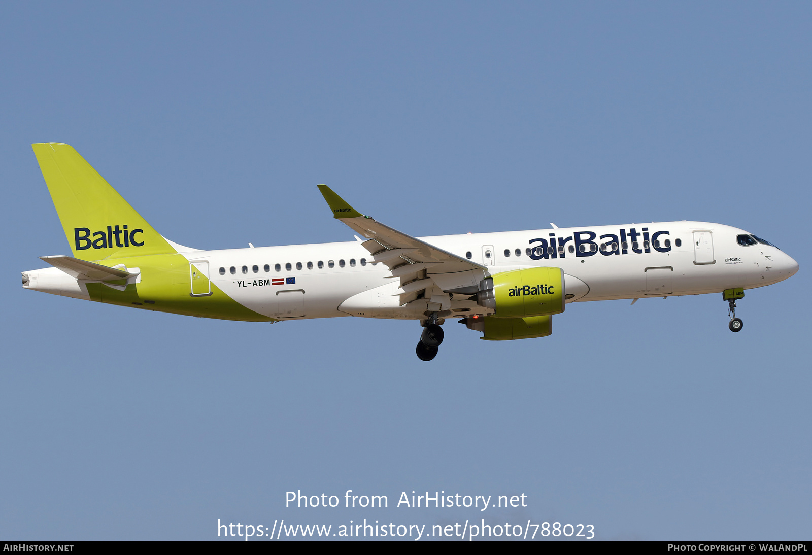 Aircraft Photo of YL-ABM | Airbus A220-371 (BD-500-1A11) | AirBaltic | AirHistory.net #788023