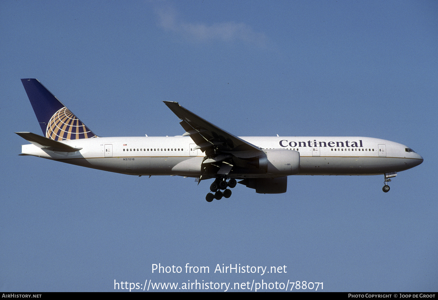 Aircraft Photo of N37018 | Boeing 777-224/ER | Continental Airlines | AirHistory.net #788071