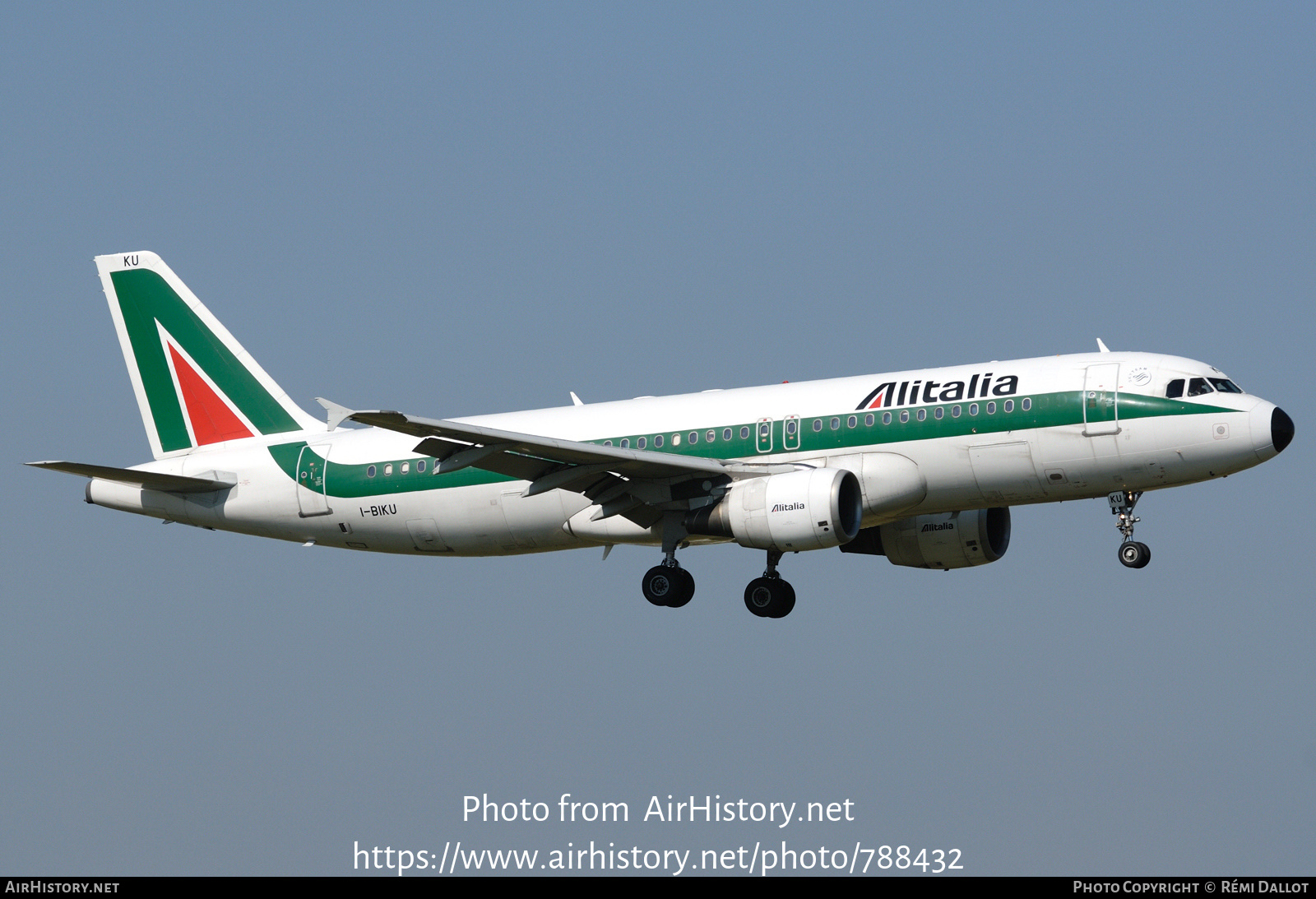 Aircraft Photo of I-BIKU | Airbus A320-214 | Alitalia | AirHistory.net #788432