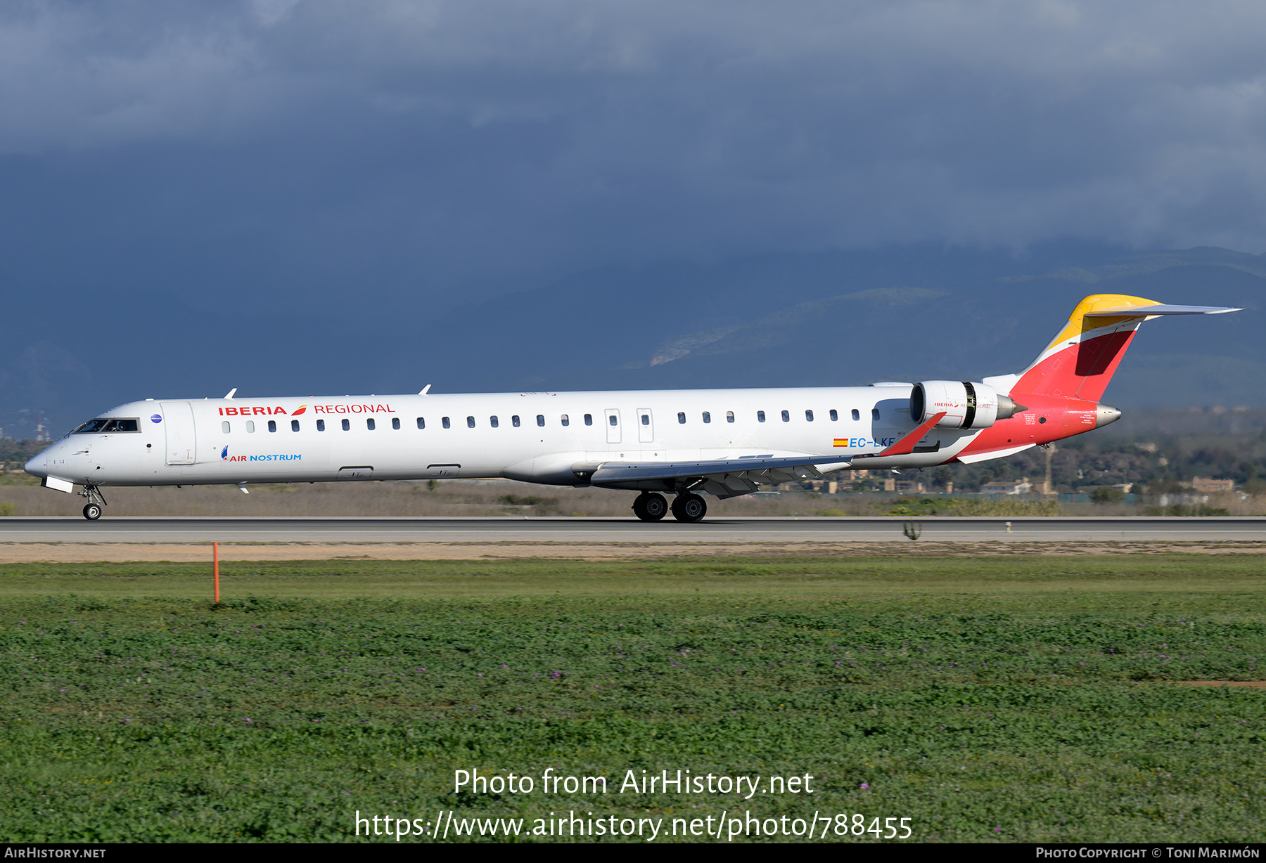 Aircraft Photo of EC-LKF | Bombardier CRJ-1000EE (CL-600-2E25) | Iberia Regional | AirHistory.net #788455