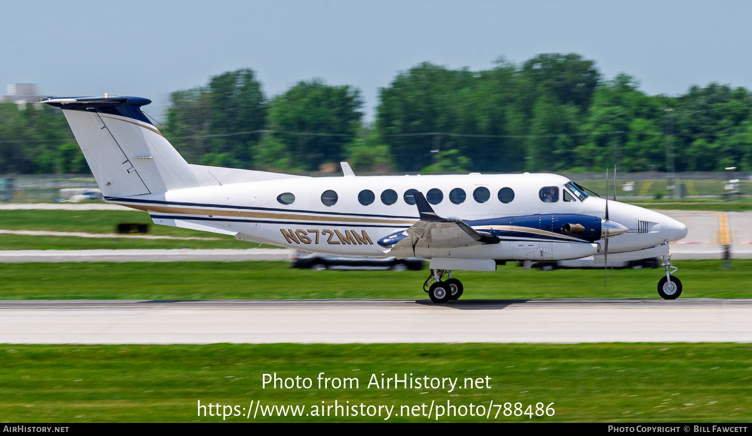 Aircraft Photo of N672MM | Beechcraft B300 King Air 350 | AirHistory.net #788486