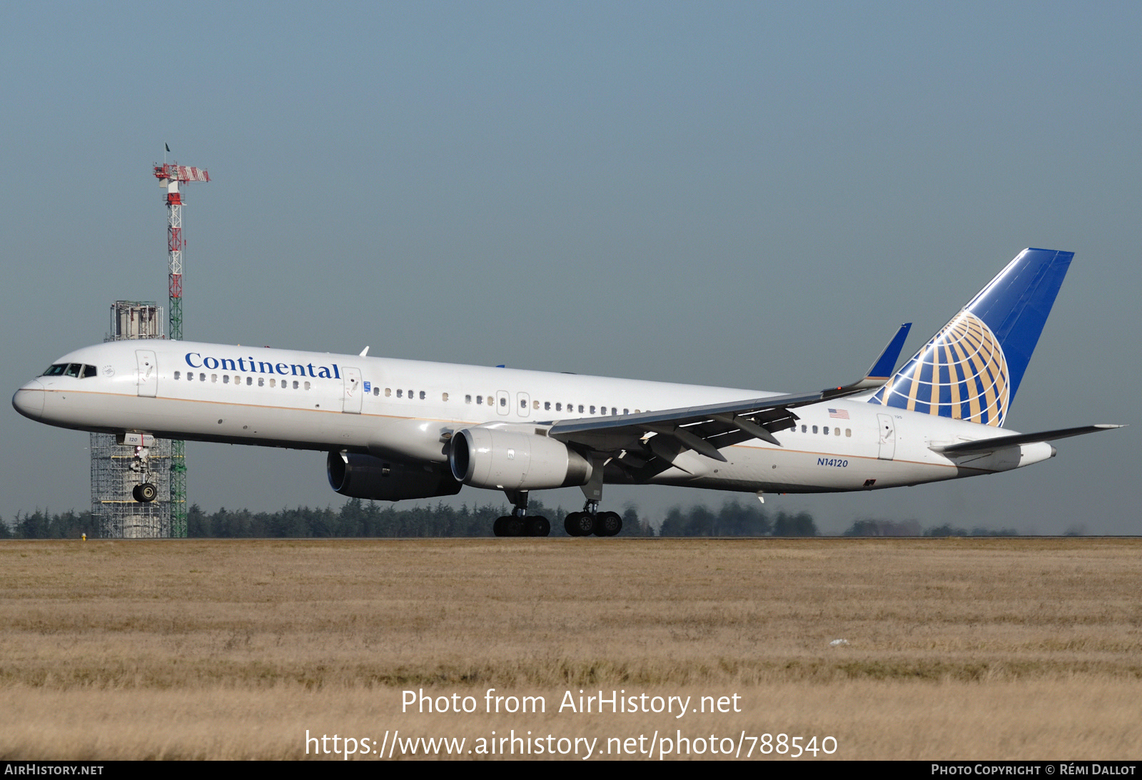 Aircraft Photo of N14120 | Boeing 757-224 | Continental Airlines | AirHistory.net #788540