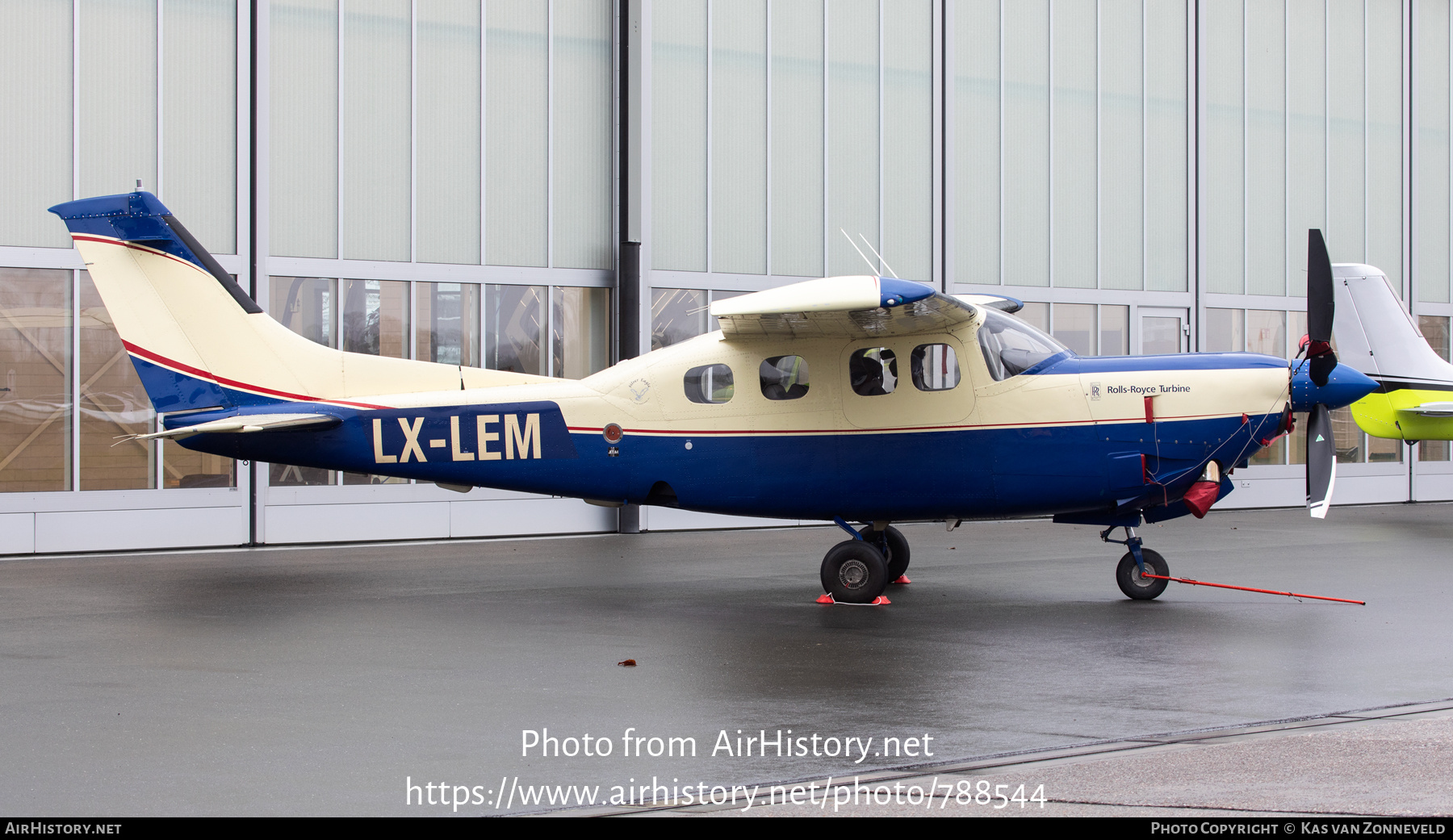 Aircraft Photo of LX-LEM | Cessna P210N Silver Eagle | AirHistory.net #788544