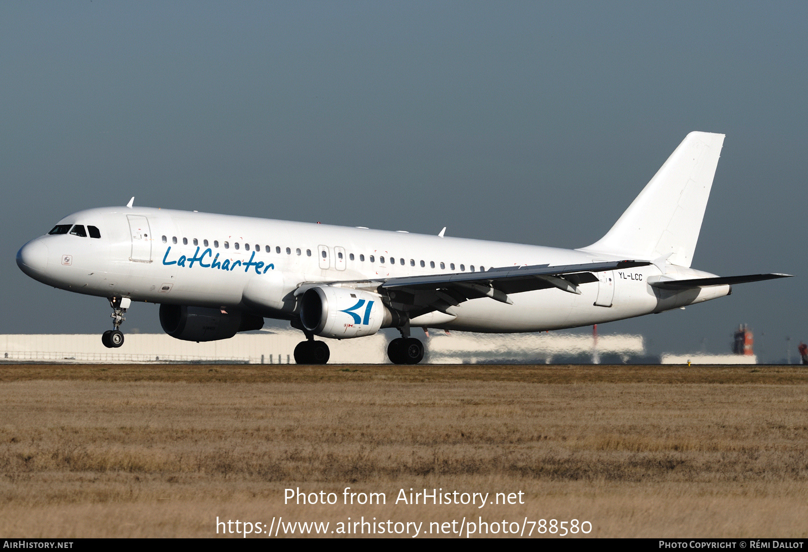 Aircraft Photo of YL-LCC | Airbus A320-211 | LatCharter Airlines | AirHistory.net #788580