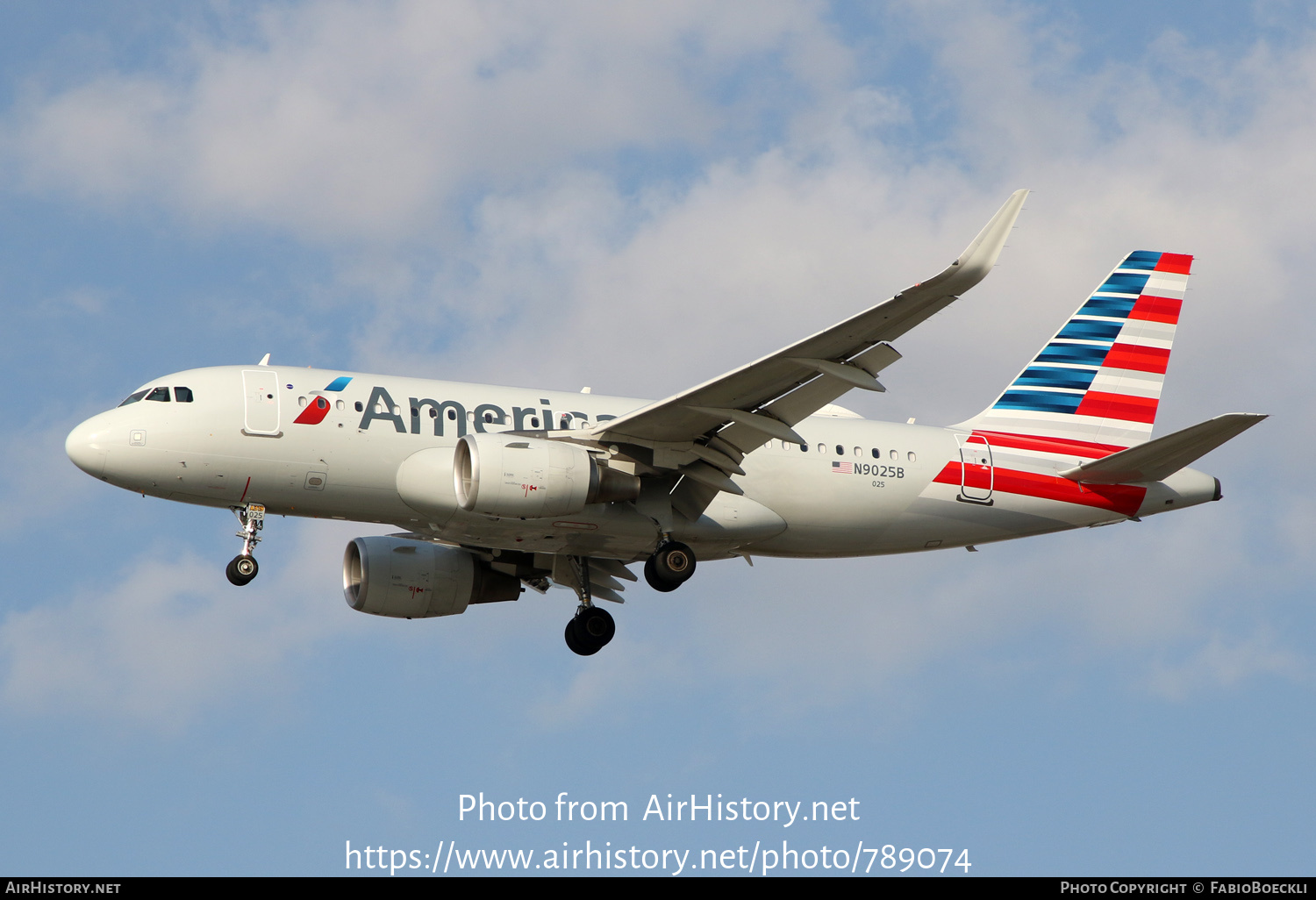 Aircraft Photo of N9025B | Airbus A319-115 | American Airlines | AirHistory.net #789074