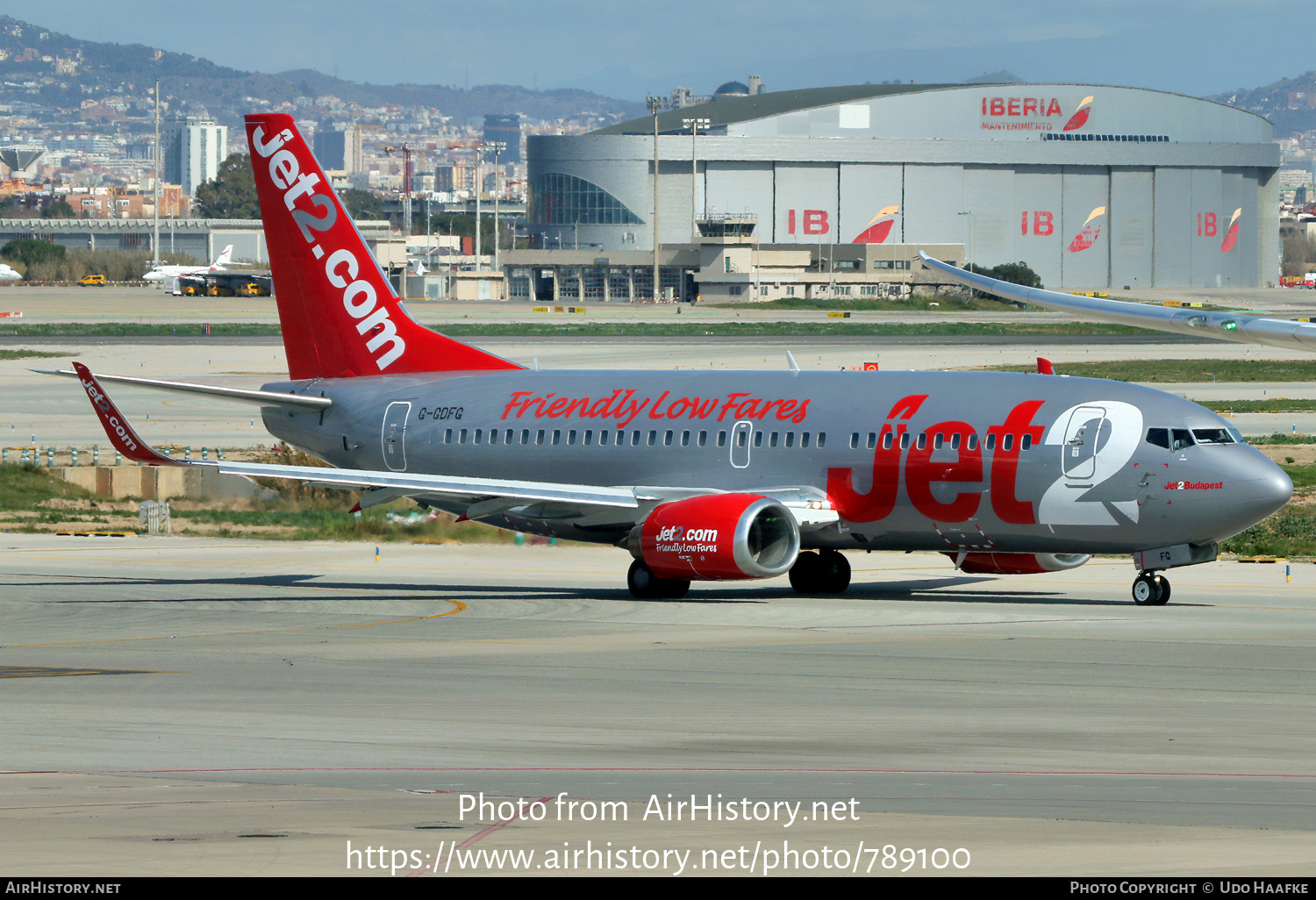 Aircraft Photo of G-GDFG | Boeing 737-36Q | Jet2 | AirHistory.net #789100