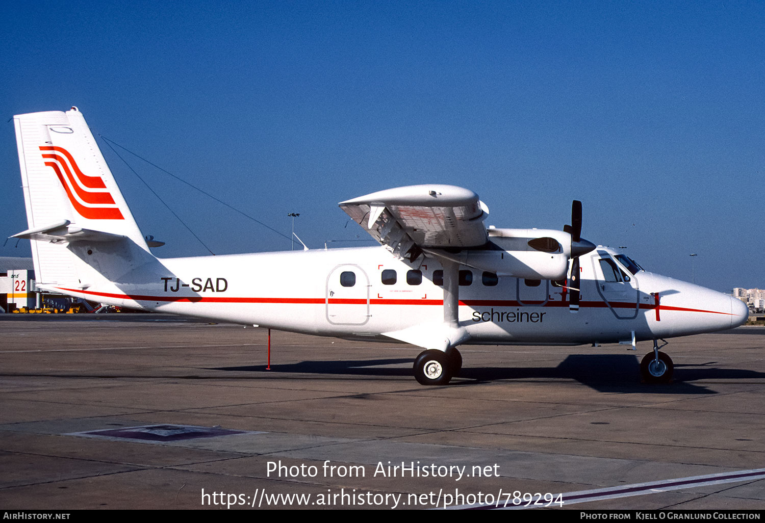 Aircraft Photo of TJ-SAD | De Havilland Canada DHC-6-300 Twin Otter | Schreiner Airways | AirHistory.net #789294