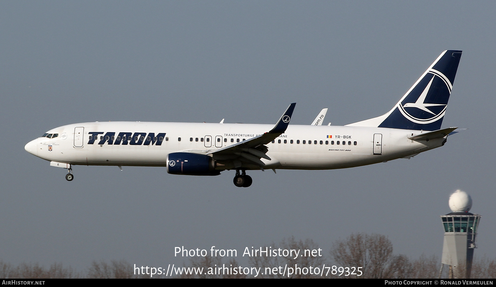 Aircraft Photo of YR-BGK | Boeing 737-800 | TAROM - Transporturile Aeriene Române | AirHistory.net #789325