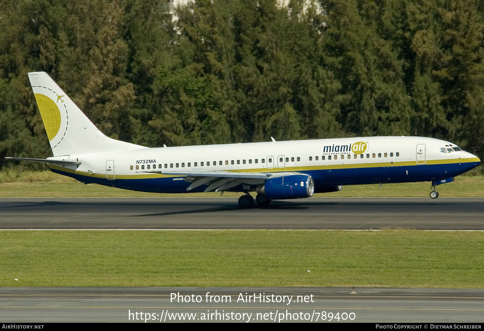 Aircraft Photo of N732MA | Boeing 737-81Q | Miami Air International | AirHistory.net #789400