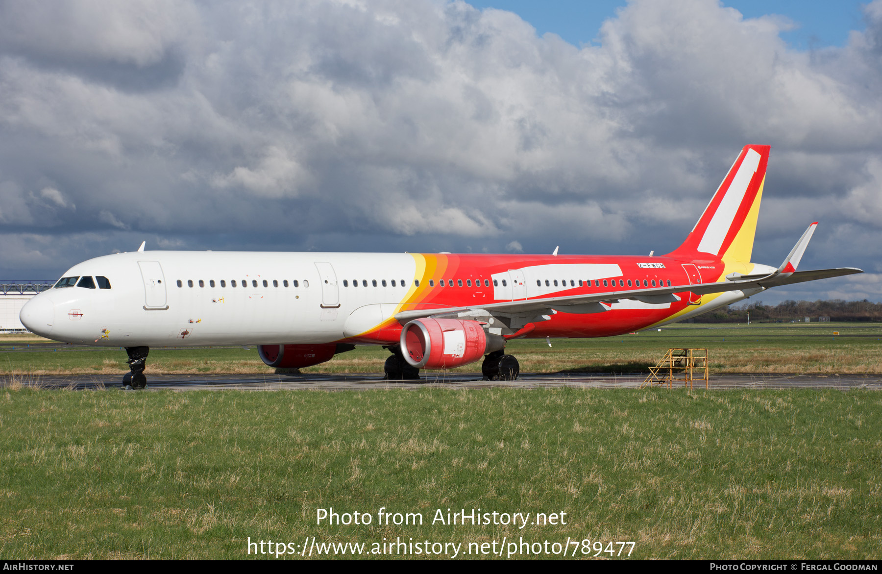 Aircraft Photo of 2-FWCB | Airbus A321-211 | AirHistory.net #789477