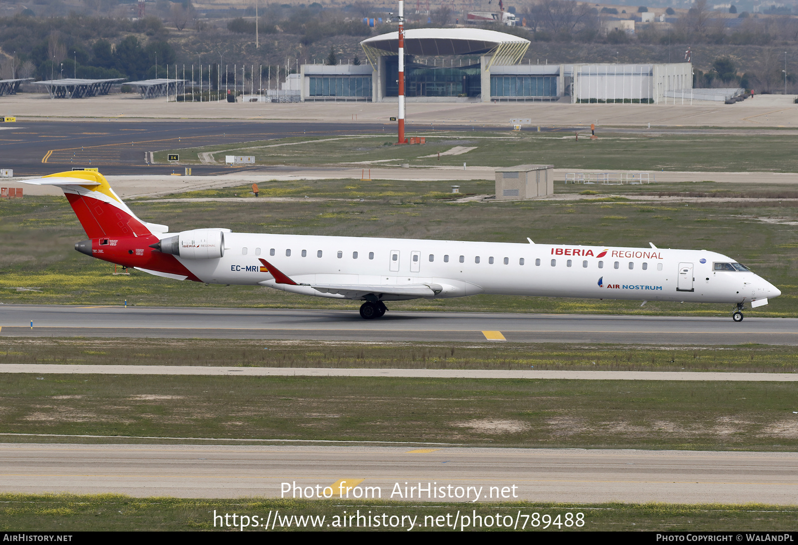 Aircraft Photo of EC-MRI | Bombardier CRJ-1000 (CL-600-2E25) | Iberia Regional | AirHistory.net #789488