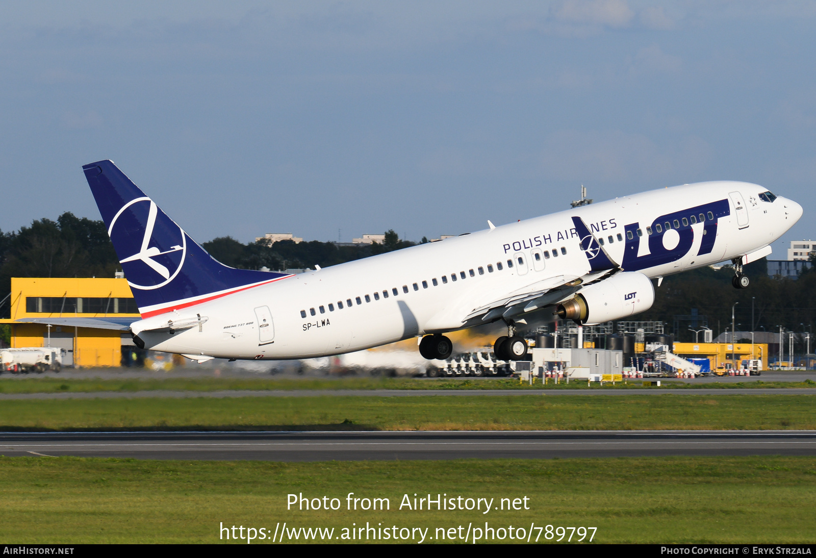 Aircraft Photo of SP-LWA | Boeing 737-89P | LOT Polish Airlines - Polskie Linie Lotnicze | AirHistory.net #789797