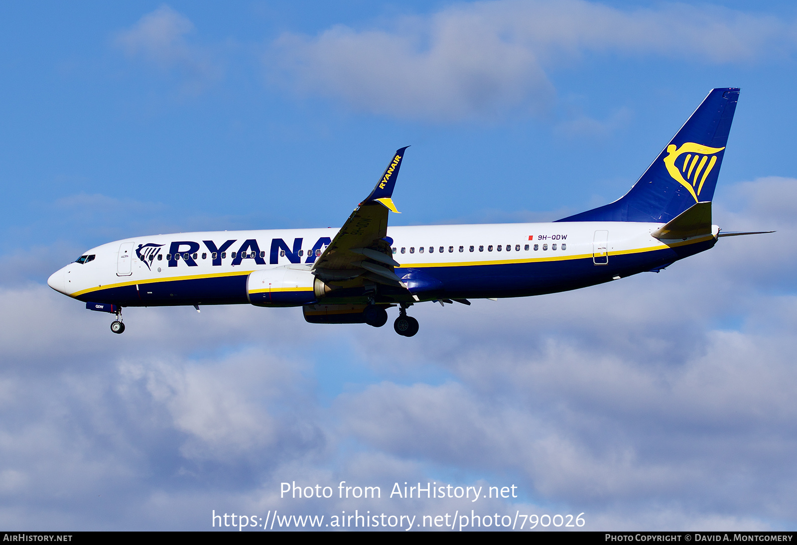 Aircraft Photo of 9H-QDW | Boeing 737-800 | Ryanair | AirHistory.net #790026