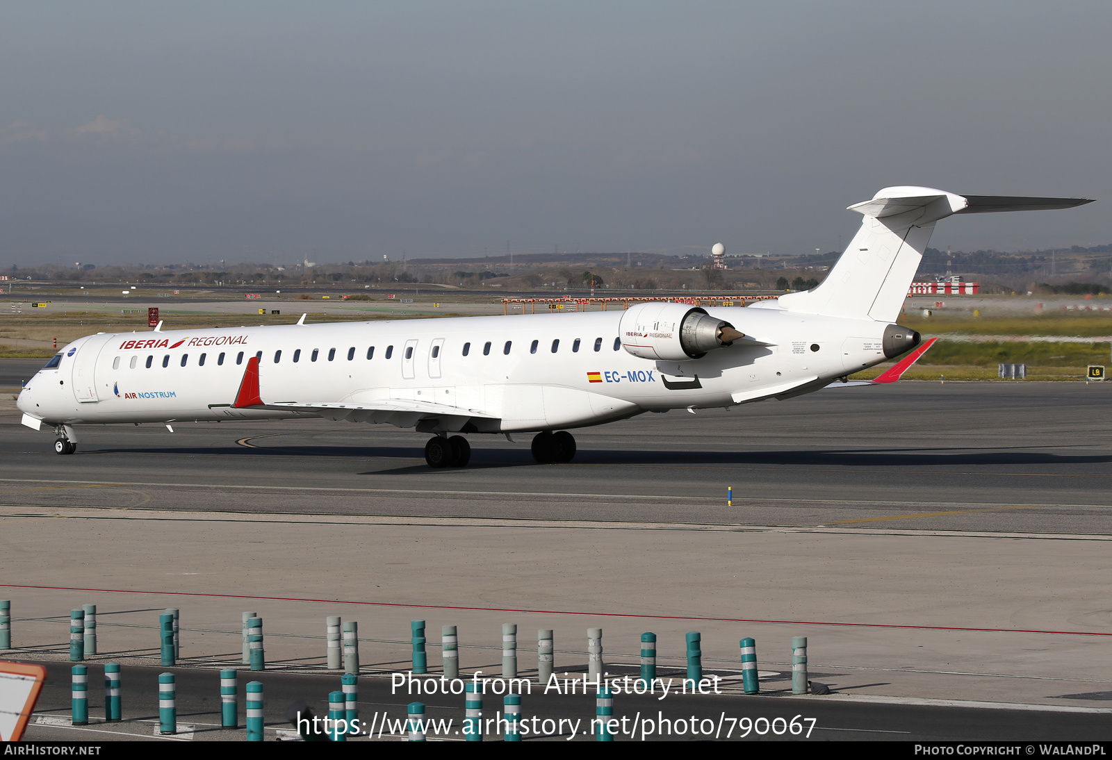 Aircraft Photo of EC-MOX | Bombardier CRJ-1000 (CL-600-2E25) | Iberia Regional | AirHistory.net #790067