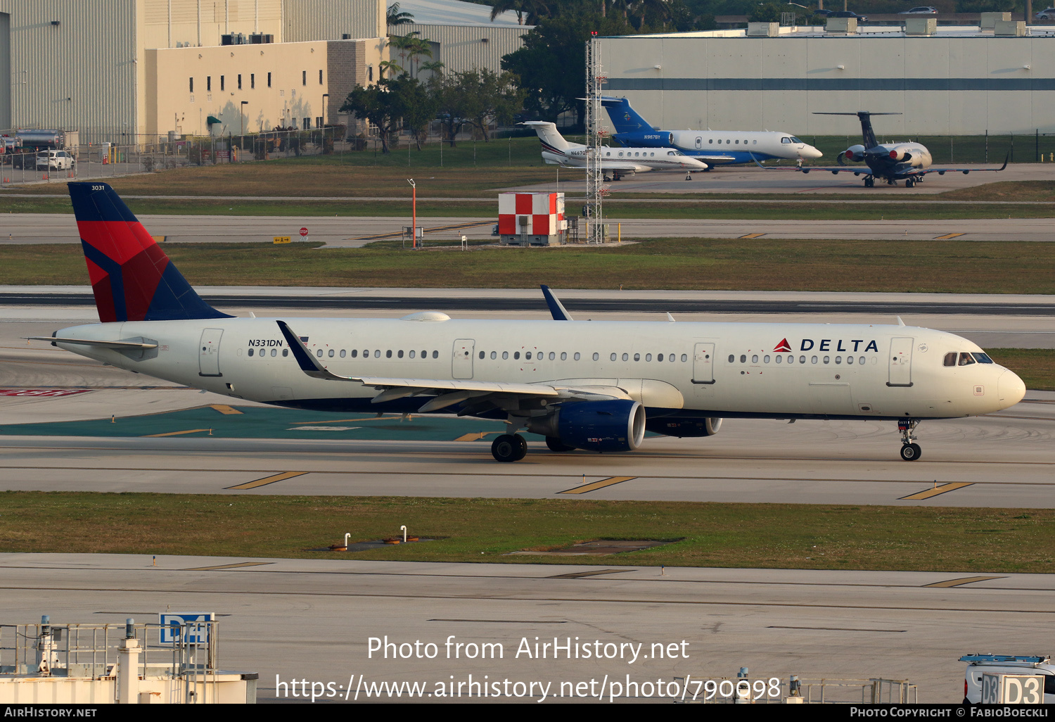 Aircraft Photo of N331DN | Airbus A321-211 | Delta Air Lines | AirHistory.net #790098