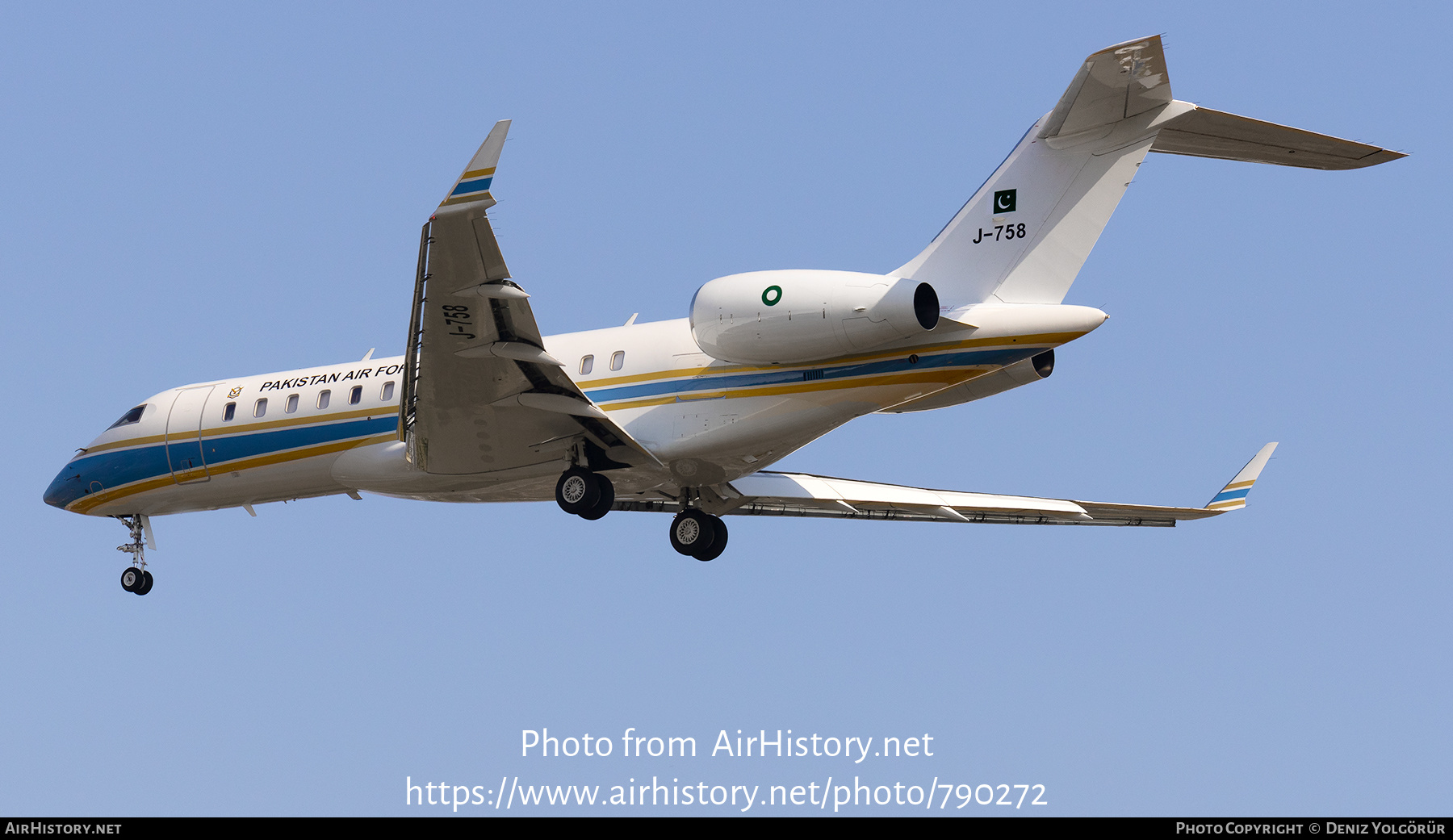 Aircraft Photo of J-758 | Bombardier Global 6000 (BD-700-1A10) | Pakistan - Air Force | AirHistory.net #790272