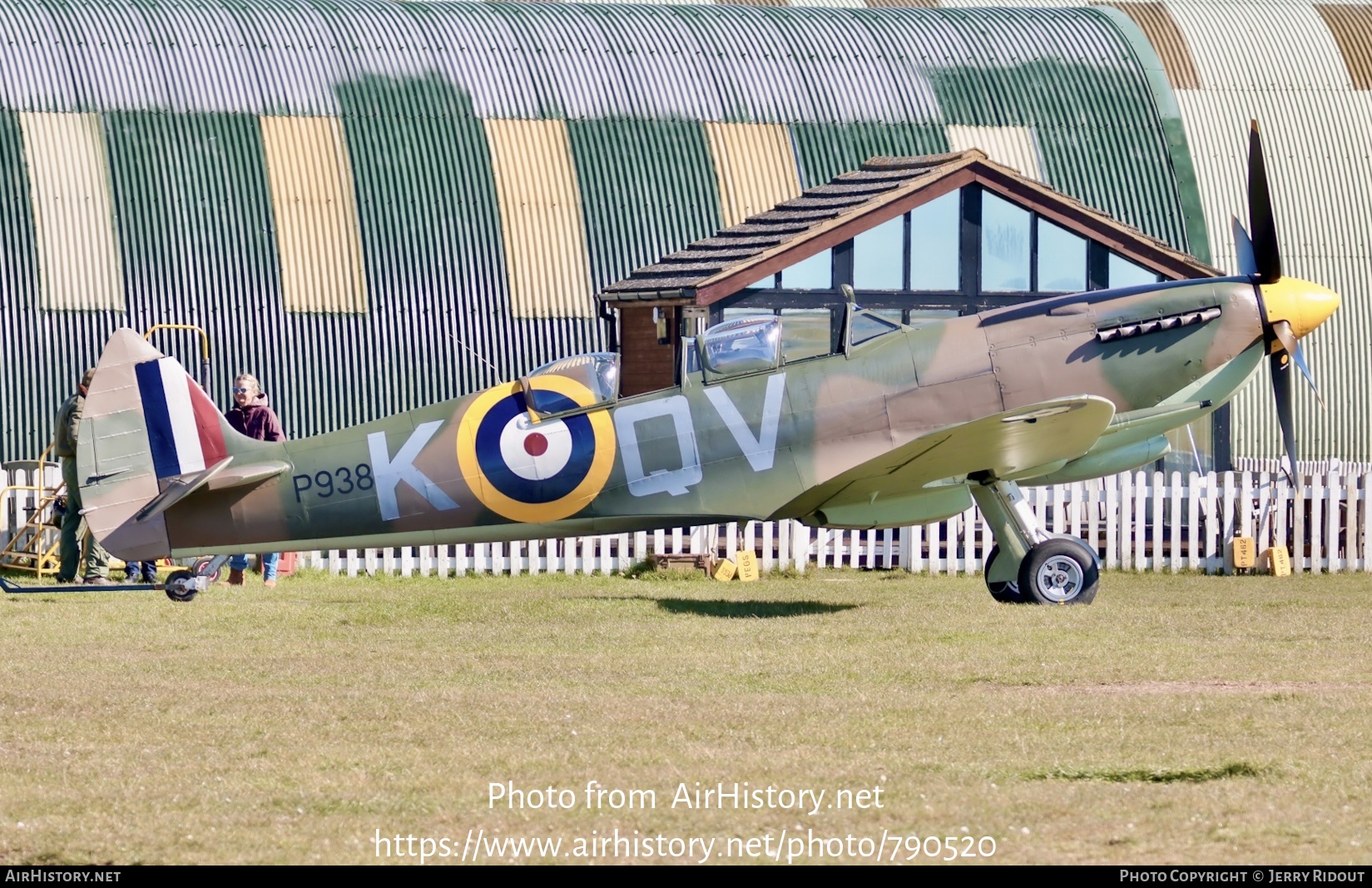 Aircraft Photo of G-CTIX / P9386 | Supermarine 509 Spitfire T9 | UK - Air Force | AirHistory.net #790520