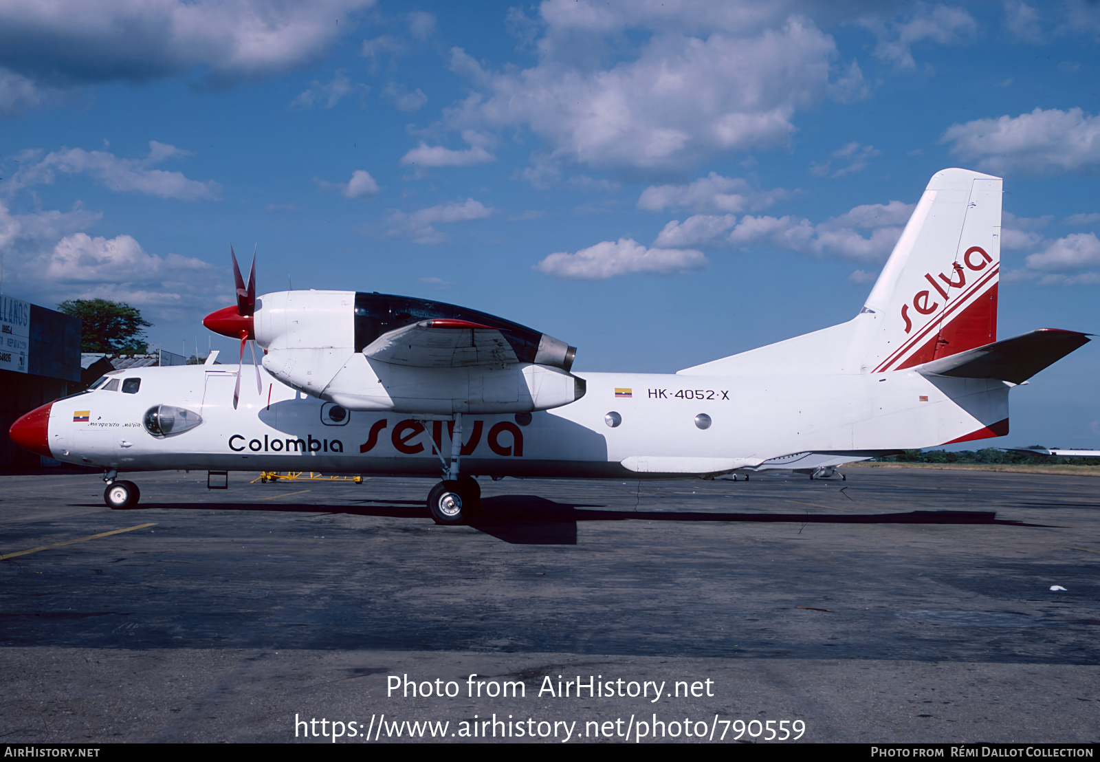 Aircraft Photo of HK-4052X | Antonov An-32A | SELVA - Servicios Aéreos del Vaupes | AirHistory.net #790559