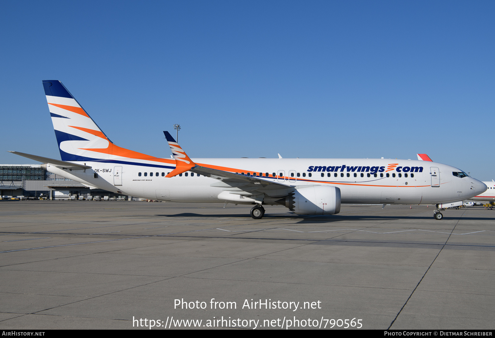 Aircraft Photo of OK-SWJ | Boeing 737-8 Max 8 | Smartwings | AirHistory.net #790565