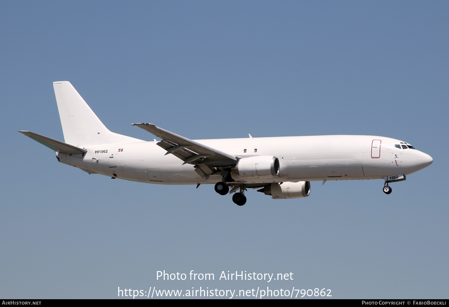 Aircraft Photo of HI1062 | Boeing 737-4K5(SF) | AirHistory.net #790862