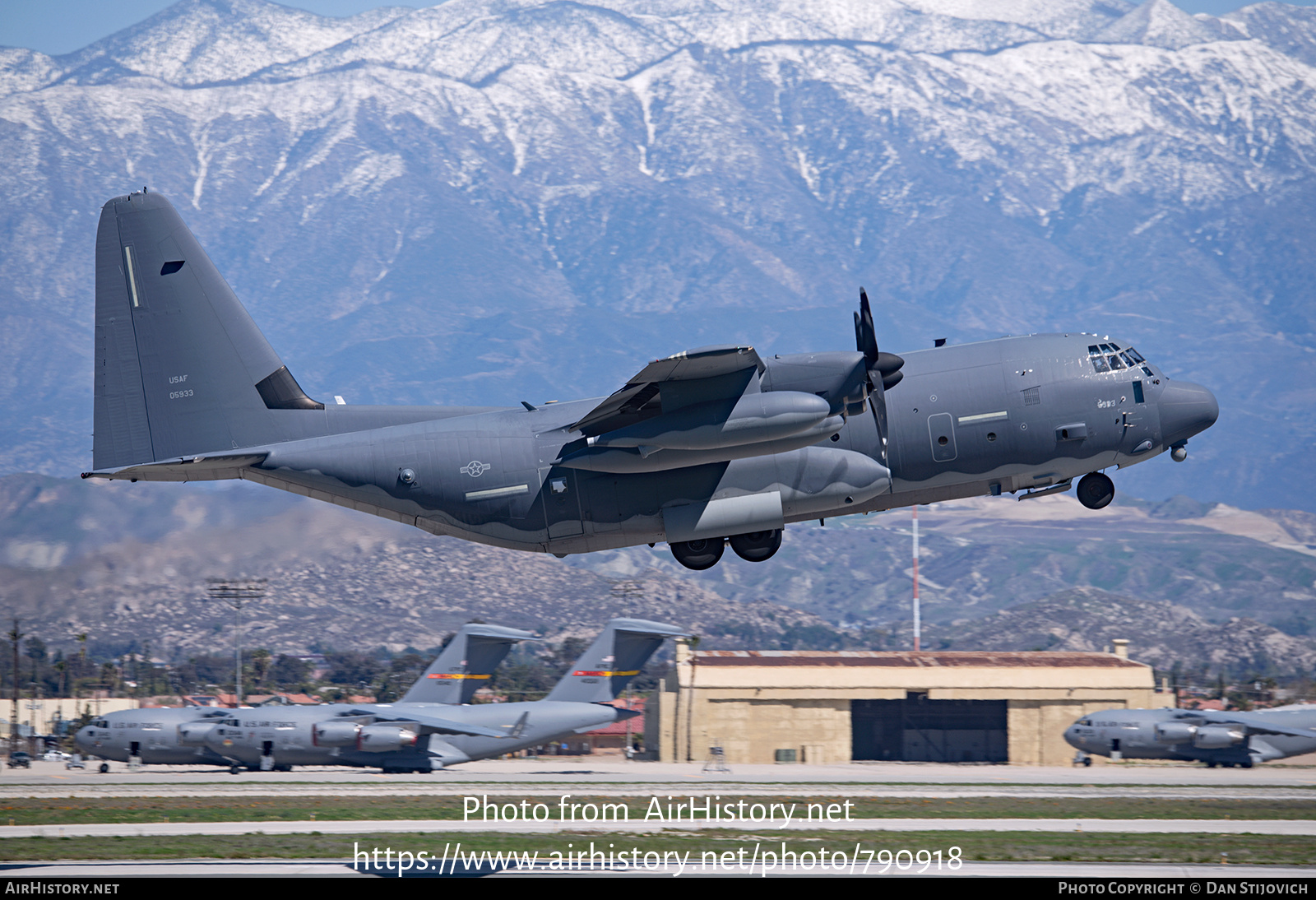 Aircraft Photo of 20-5933 / 05933 | Lockheed Martin MC-130J Commando II (L-382) | USA - Air Force | AirHistory.net #790918