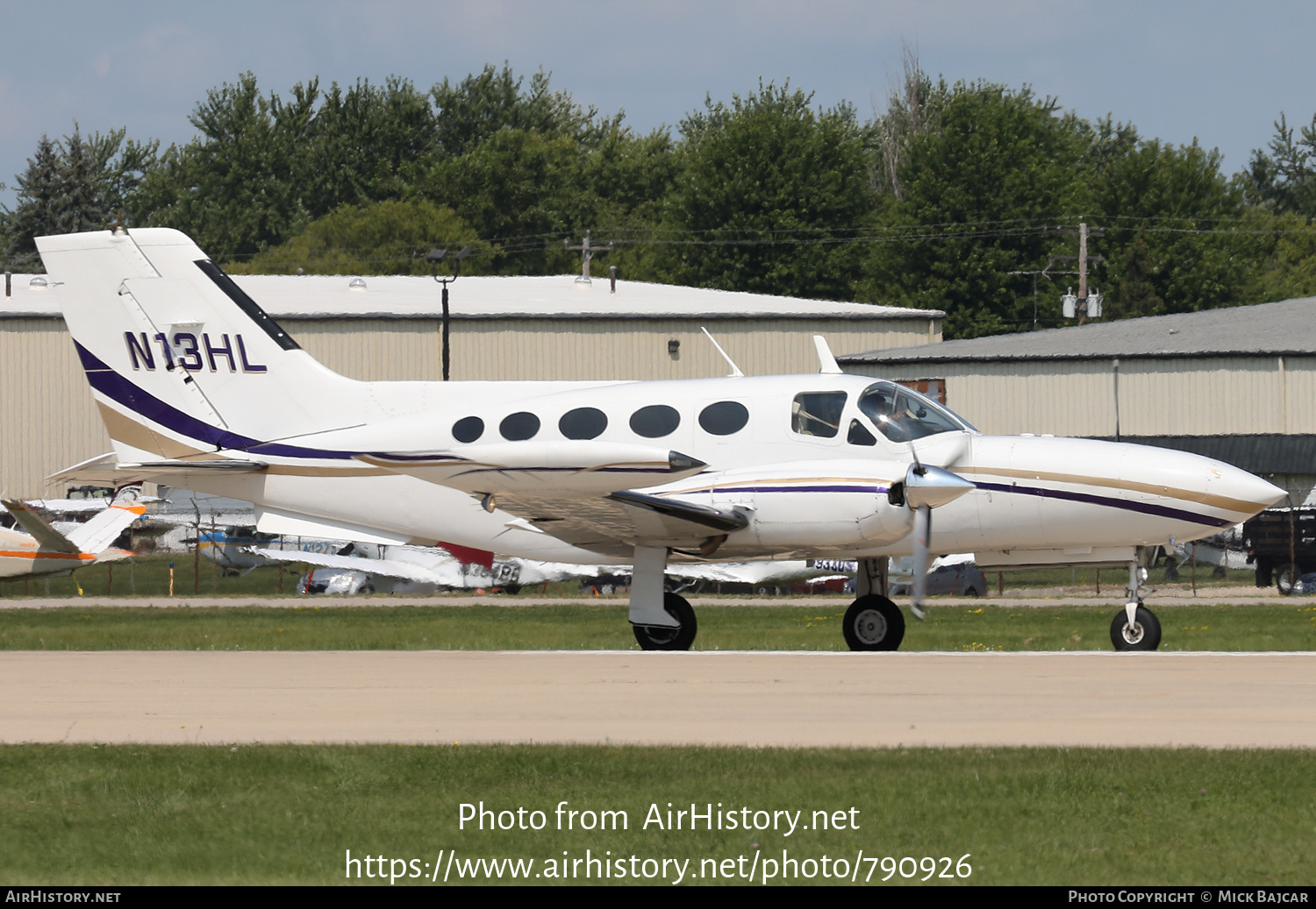 Aircraft Photo of N13HL | Cessna 421B Golden Eagle | AirHistory.net #790926