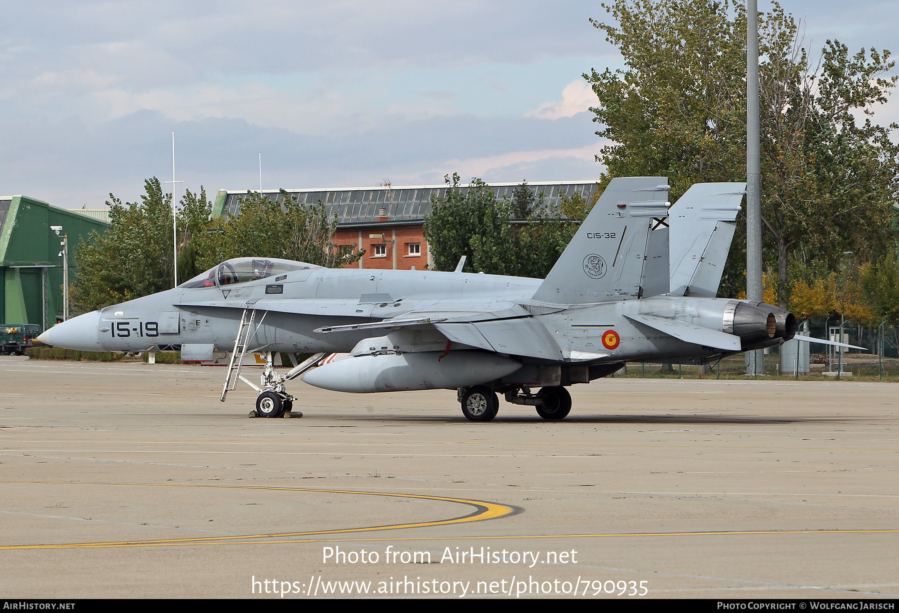 Aircraft Photo of C15-32 | McDonnell Douglas EF-18M Hornet | Spain - Air Force | AirHistory.net #790935