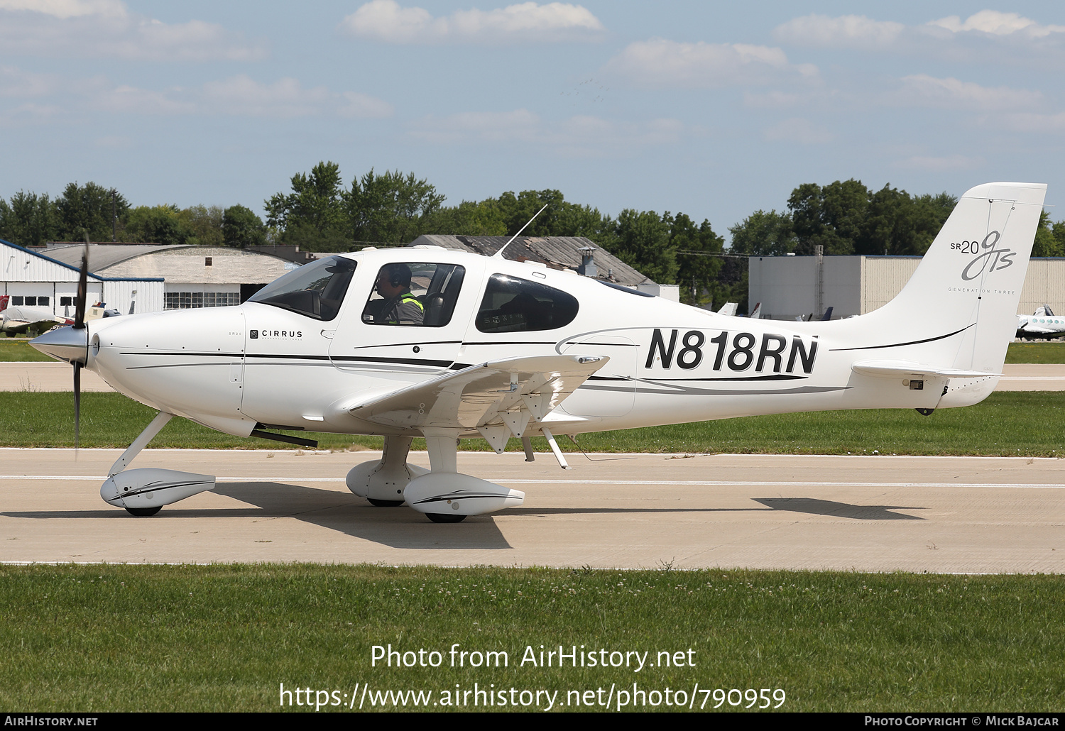 Aircraft Photo of N818RN | Cirrus SR-20 G3-GTS | AirHistory.net #790959