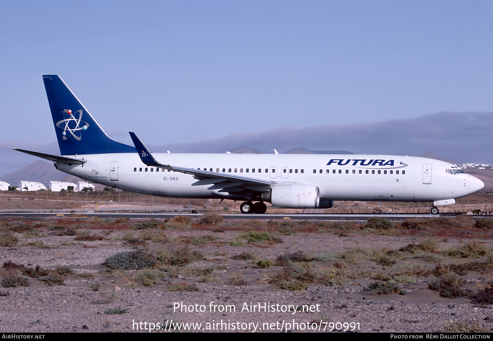 Aircraft Photo of EI-DKD | Boeing 737-86N | Futura International Airways | AirHistory.net #790991