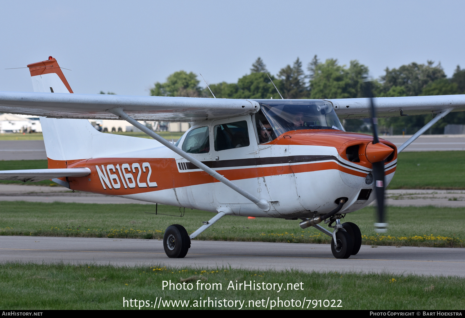 Aircraft Photo of N61622 | Cessna 172M | AirHistory.net #791022