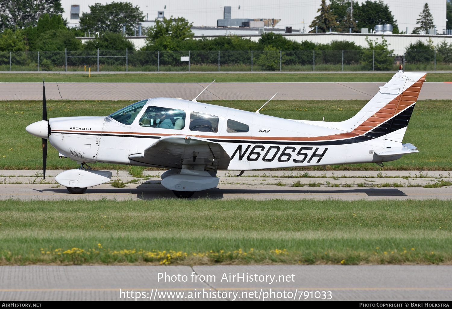 Aircraft Photo of N6065H | Piper PA-28-181 Archer II | AirHistory.net #791033