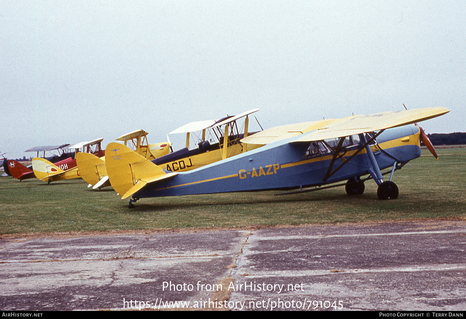 Aircraft Photo of G-AAZP | De Havilland D.H. 80A Puss Moth | AirHistory.net #791045