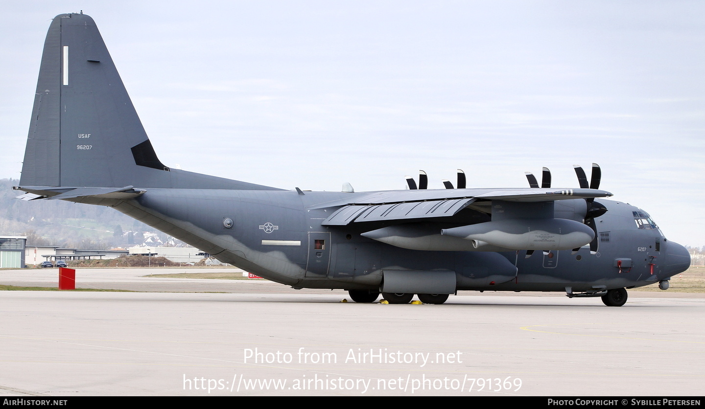 Aircraft Photo of 09-6207 / 96207 | Lockheed Martin MC-130J Commando II (L-382) | USA - Air Force | AirHistory.net #791369