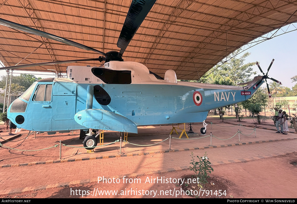 Aircraft Photo of IN504 | Westland WS-61 Sea King Mk42 | India - Navy | AirHistory.net #791454