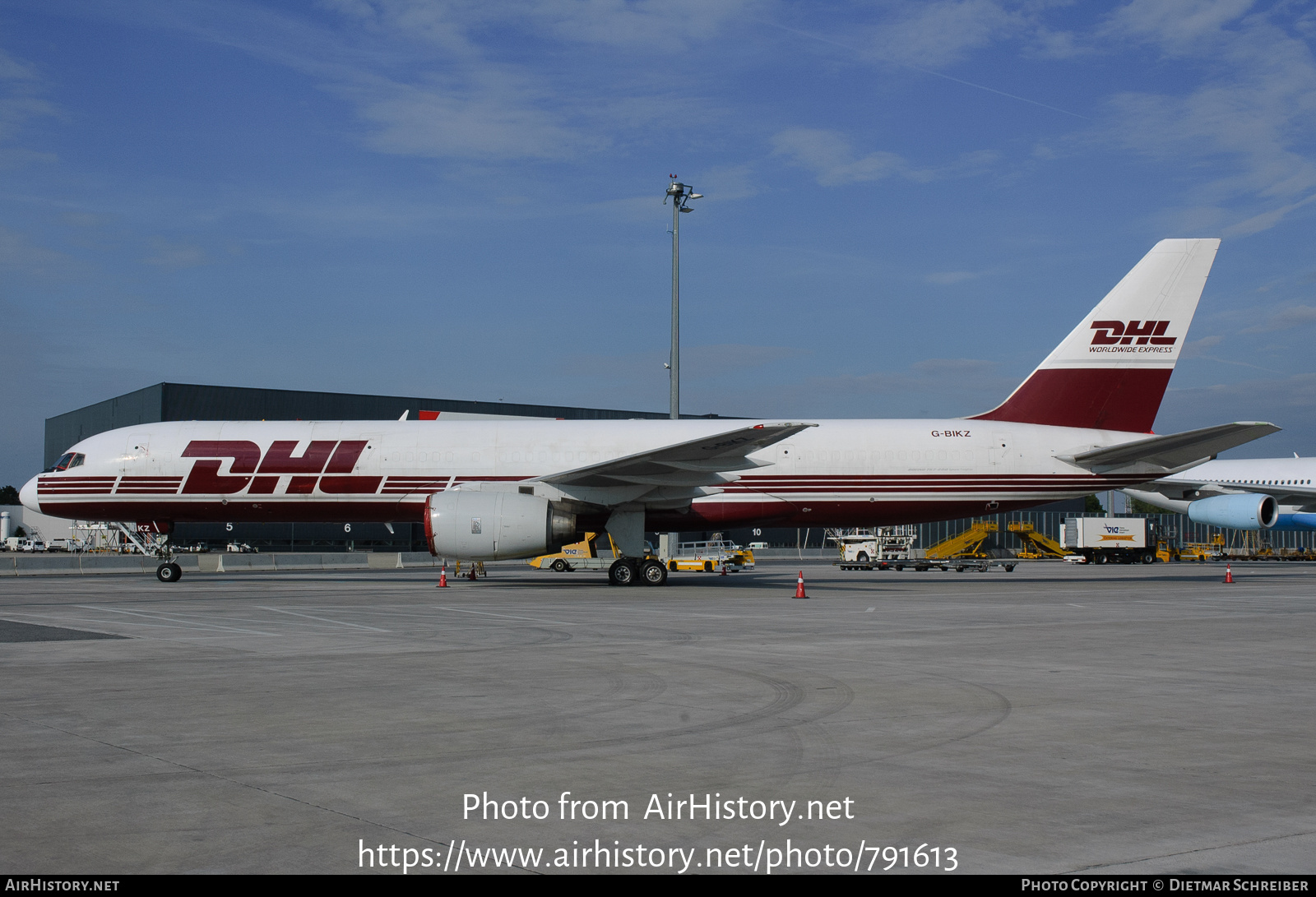 Aircraft Photo of G-BIKZ | Boeing 757-236/SF | DHL Worldwide Express | AirHistory.net #791613