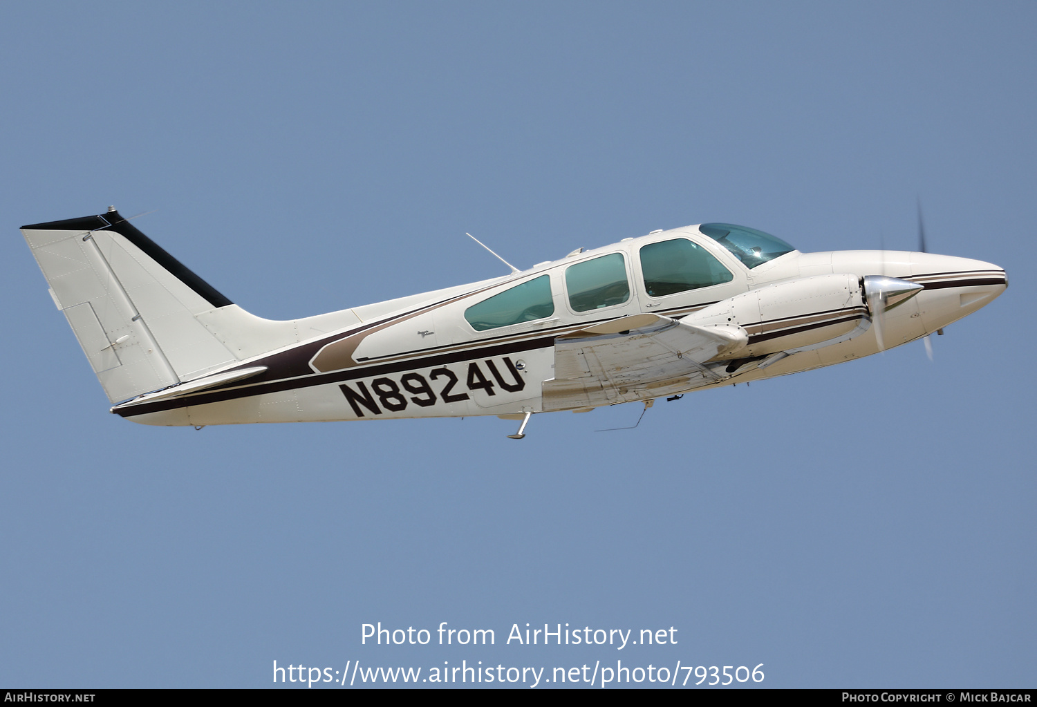 Aircraft Photo of N8924U | Beech B55 Baron (95-B55) | AirHistory.net #793506